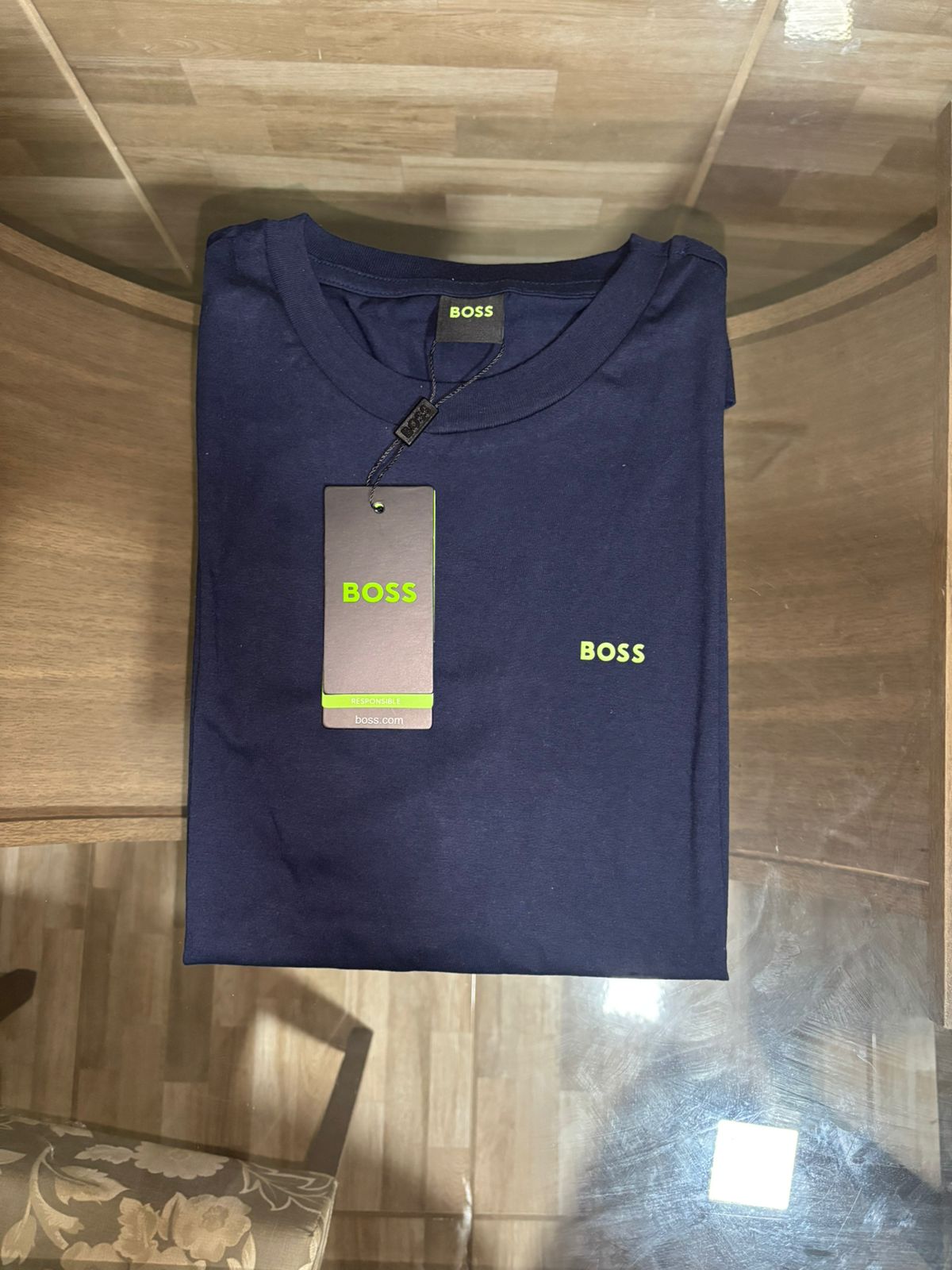 Camiseta Hugo Boss Azul Marinho M & G